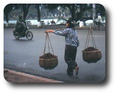 Kvinna i Hanoi Kvinna i Hanoi