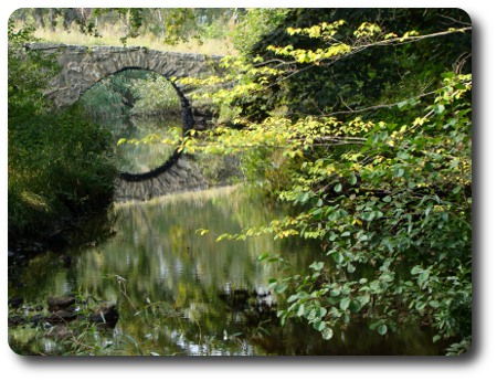 Stenbro över Mieån