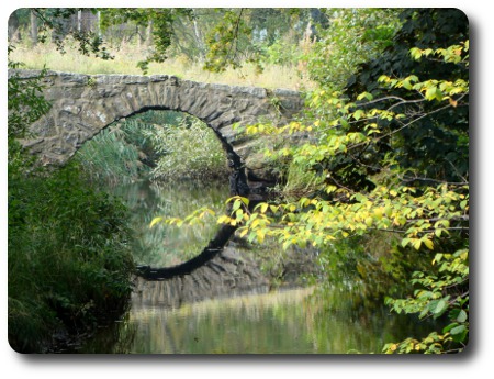 Stenbro över Mieån