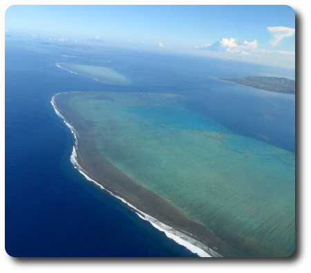 När man flyger är man... (som här ovanför Fiji)