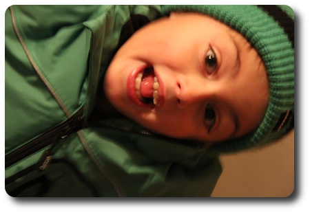 Kameratest porträtt i dåligt ljus